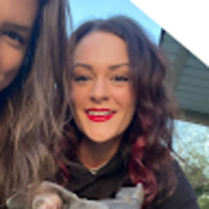 Meet your Posher, Monica